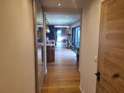 Croissy Sur seine une maison avec 5 Chambres et une belle piscine