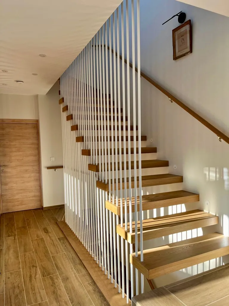 escalier a limon caché