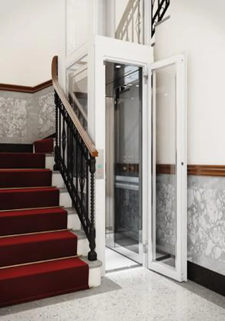 Installation d'Ascenseurs pour particuliers Molleges 13 Tpc services