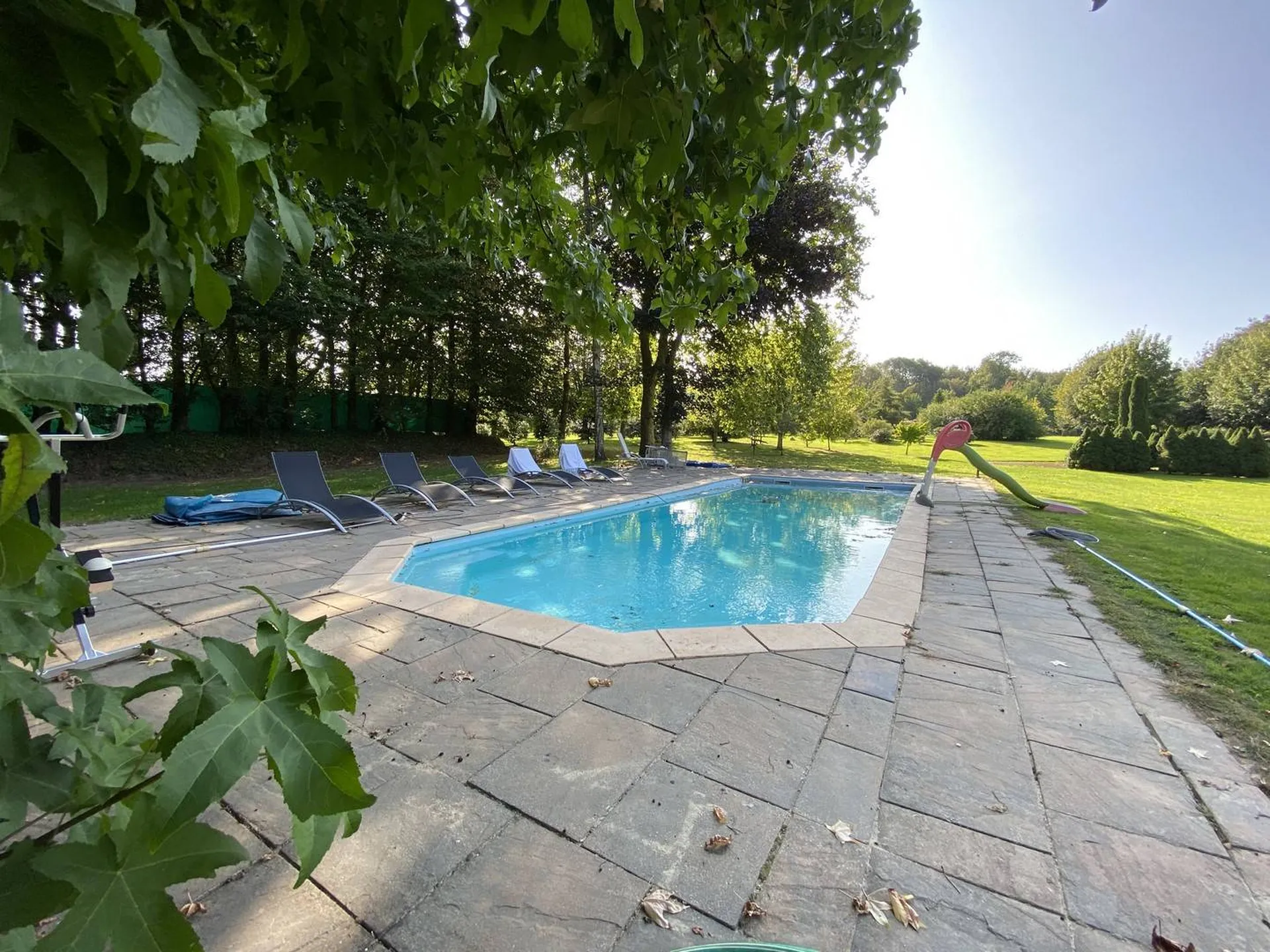 A vendre manoir en seine maritime, proche de Dieppe avec piscine extérieur chauffée