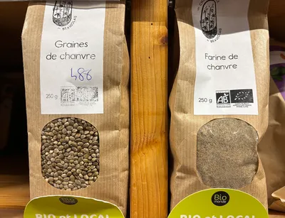 farine et graine de chanvre