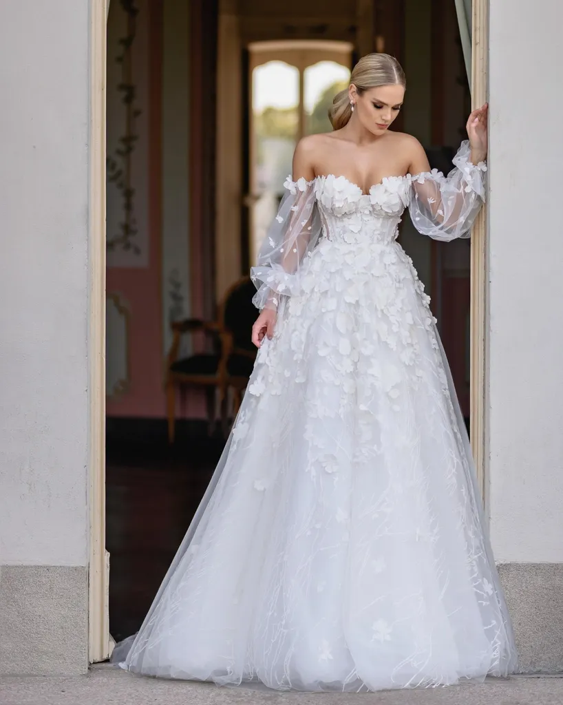Robe de mariée fleurs 3D à Marseille Solution Cérémonie 13001