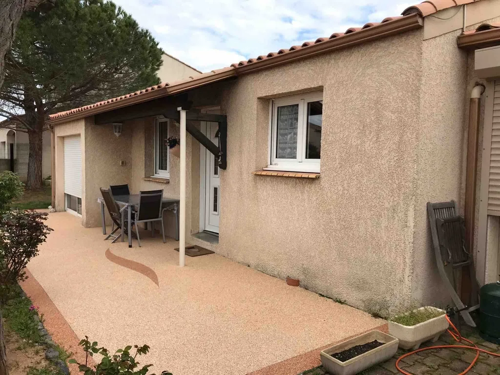 Rénovation d’une façade en pierre à Marseillan proche de Sète