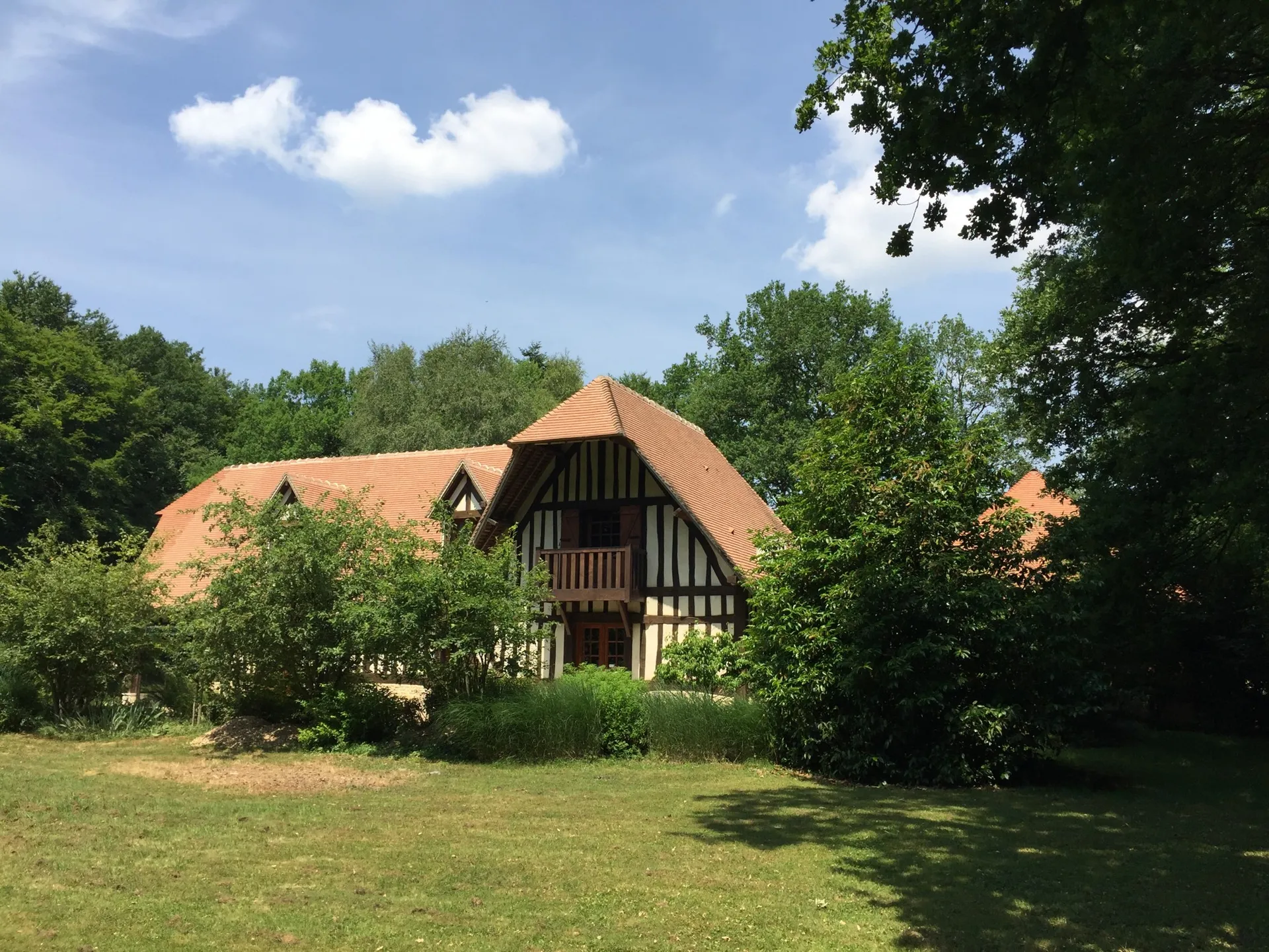 Acquérir charmante maison dans la campagne calme proche de lisieux