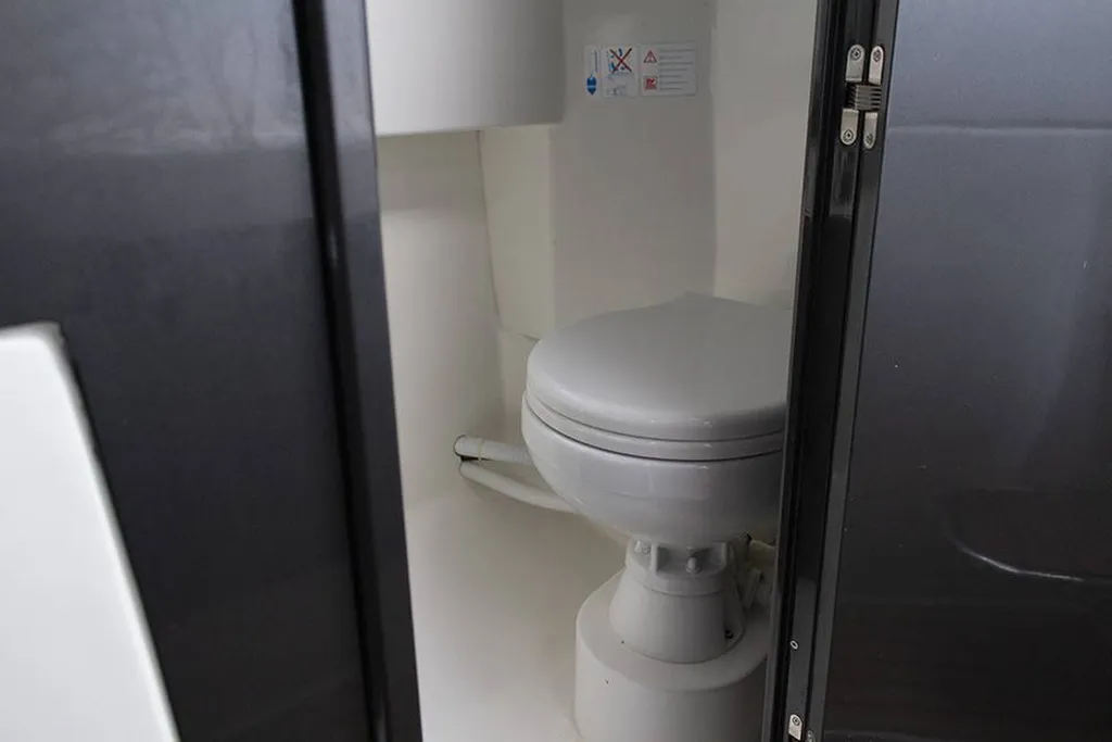 Acheter un bateau à moteur Wvave dans le Var