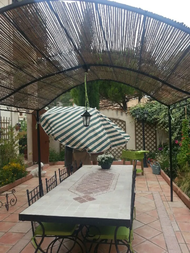 FABRICATION DE TABLE EN FER FORGE SUR MESURE A MARTIGUES