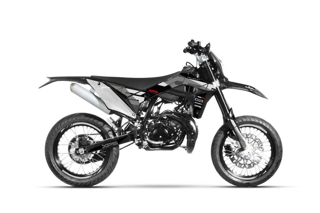 MOTO NEUVE PEUGEOT XP6 SUPERMOTARD R A LA VALETTE DU VAR