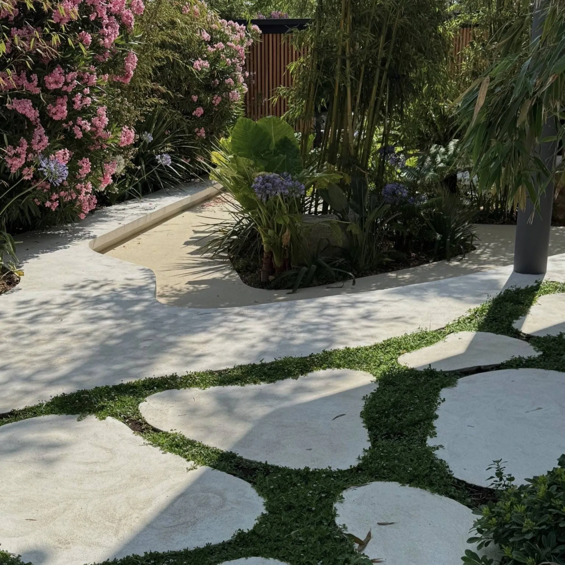 Ambiance méditerranéenne et matériaux nobles – Carré Vert à Aix-en-Provence (13100)