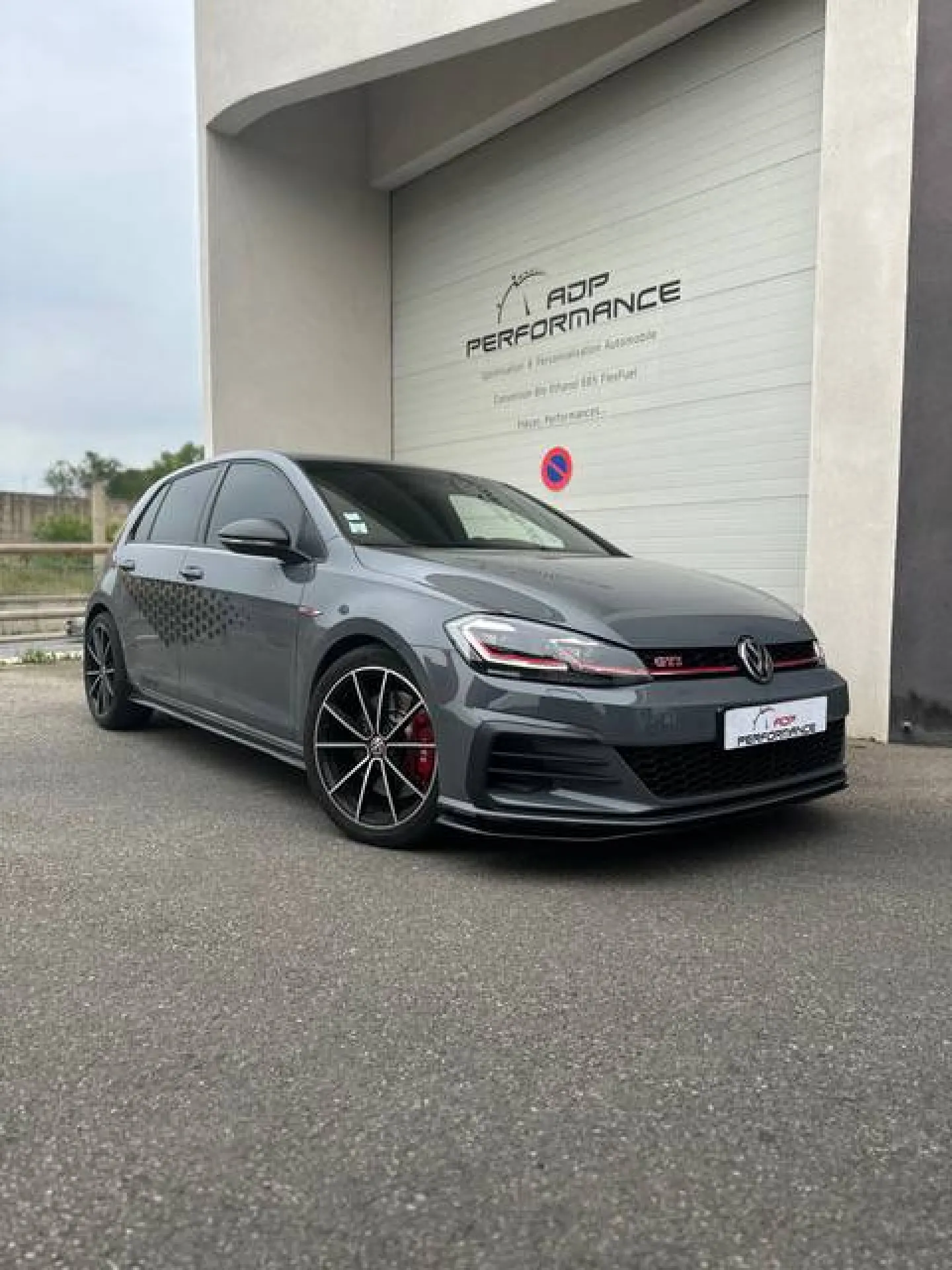 Installation et Fourniture Suspensions Eibach, Downpipe décata, Defap Milltek Golf 7 TCR - ADP Performance Marseille