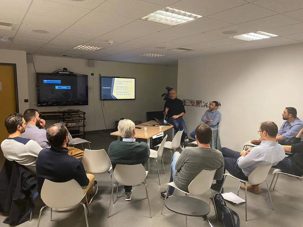 DIU d'échographie pour les chirurgiens du membre inférieur en présence du Docteur Julien Beldame, à Nîmes