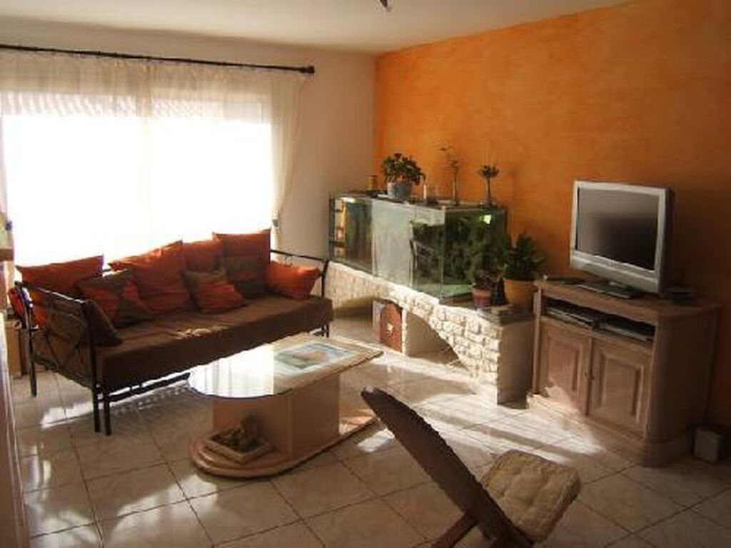 Vente appartement Roquefort La Bédoule en rez de jardin avec piscine