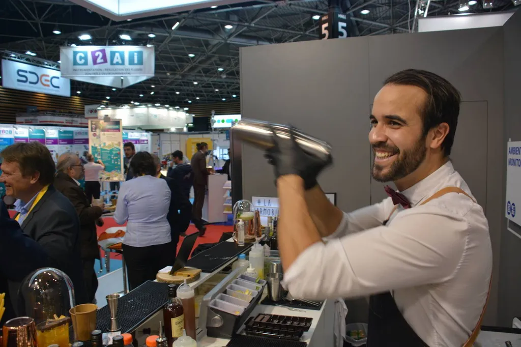 Mixologue professionnel pour animation salon Eurexpo Chassieu