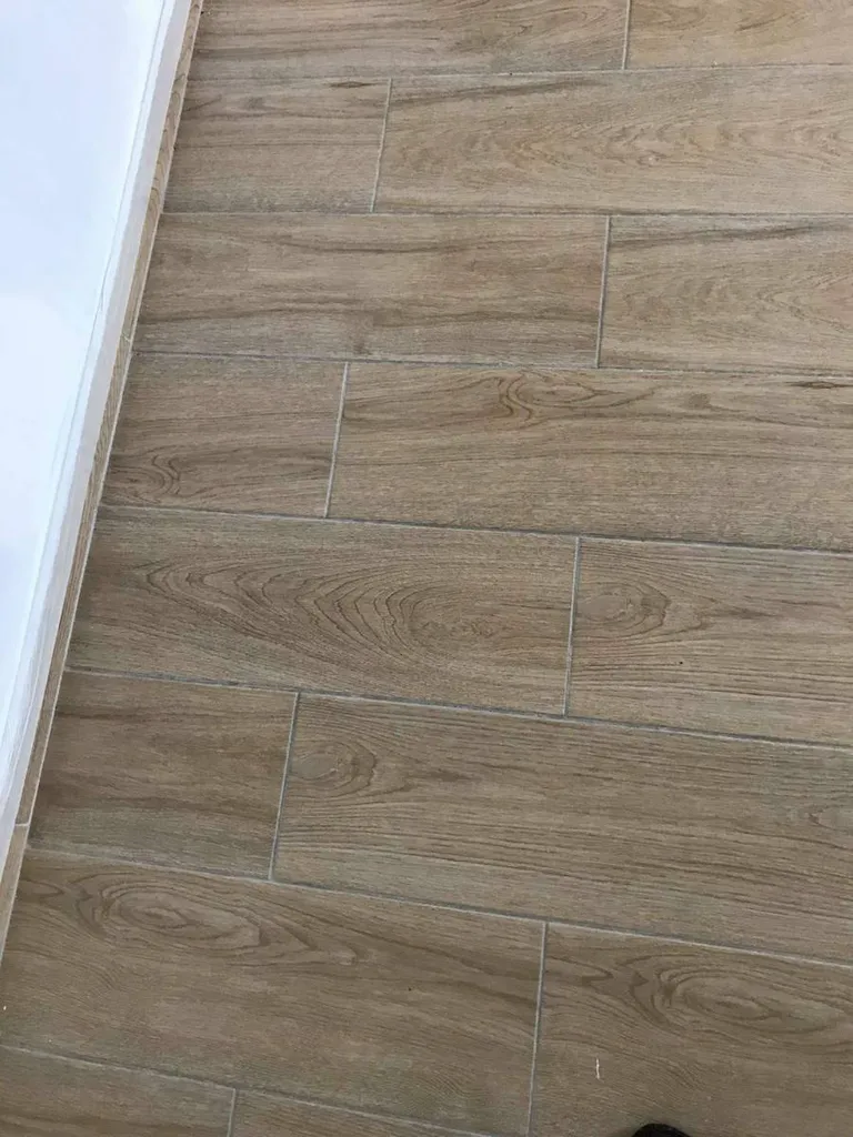 Création de carrelage au sol proche Valmont 76