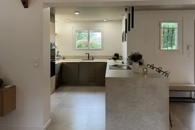 AVANT / APRES : réalisation d'une cuisine sur mesure allemande à Toulouse