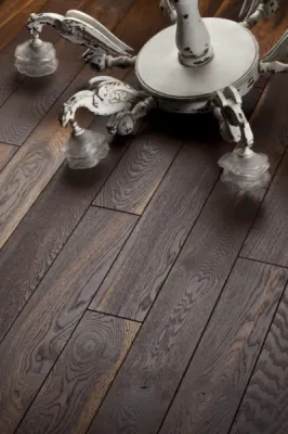 Parquet chêne de l'est colori expresso brossé