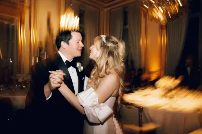 Hôtel de luxe à Paris pour mariage américain : cérémonie chic, destination wedding élégante, décoration raffinée et ambiance glamour