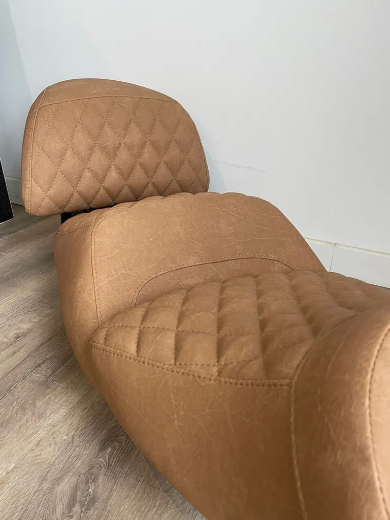 rénover une selle de moto à bordeaux 