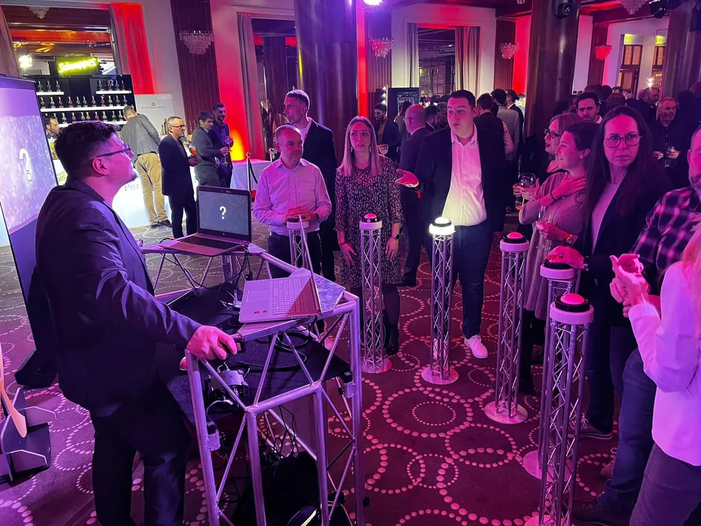 DJ, KARAOKE, BLIND-TEST