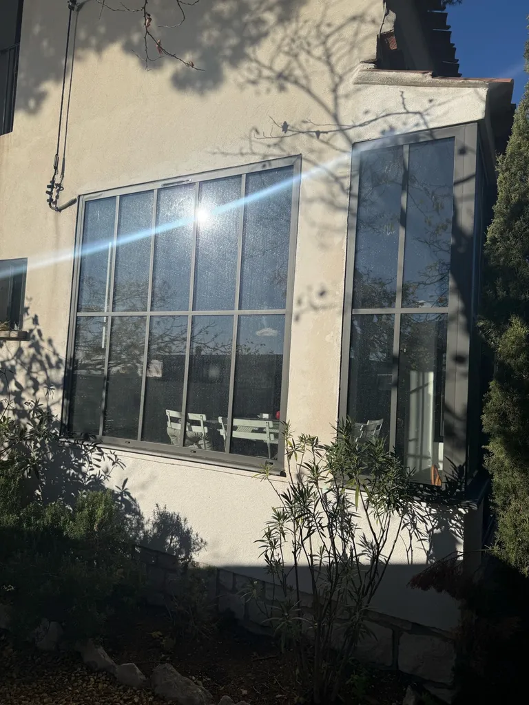 Remplacement d'une verrière par des menuiseries Kline sur la cote bleue