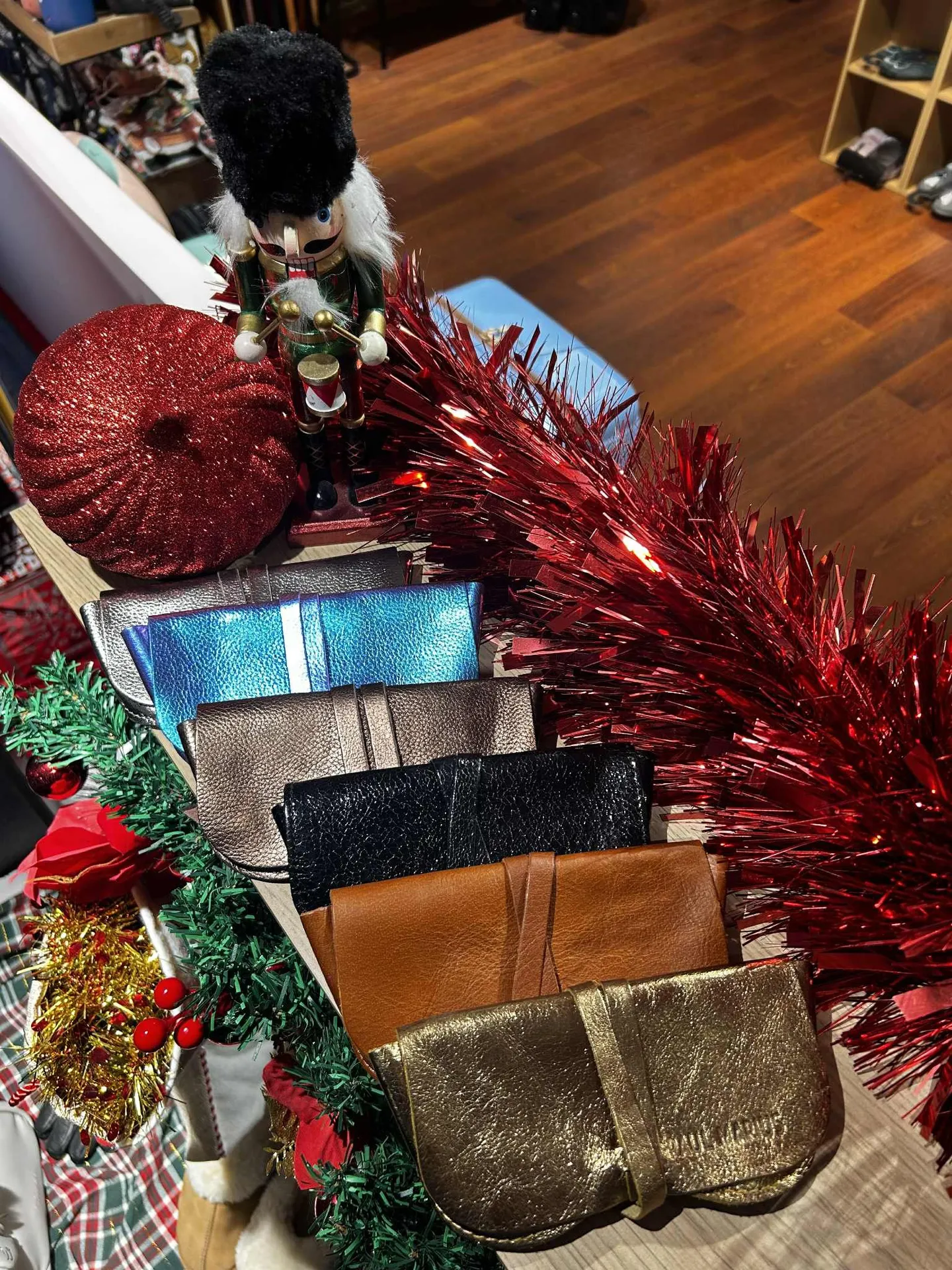 Etui à lunettes Paul Marius disponible chez Evasion Eu