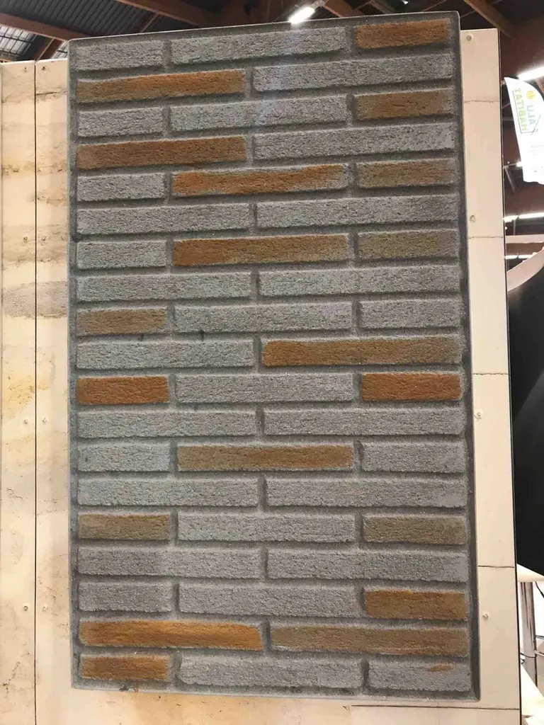pierre taillée , pierre bi-couche , pierre rejointée , pierres à vue, torchis gratté à l’ancienne, mur catalan en intérieur en extérieur sur du neuf ou en rénovation dans toute l'Occitanie
