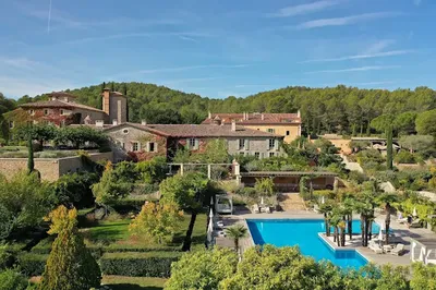 Le Château de Berne : L’écrin absolu pour vos événements d’exception en Provence