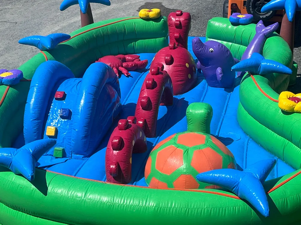 LOCATION MINI PARC QUATIQUE A VILLEURBANNE