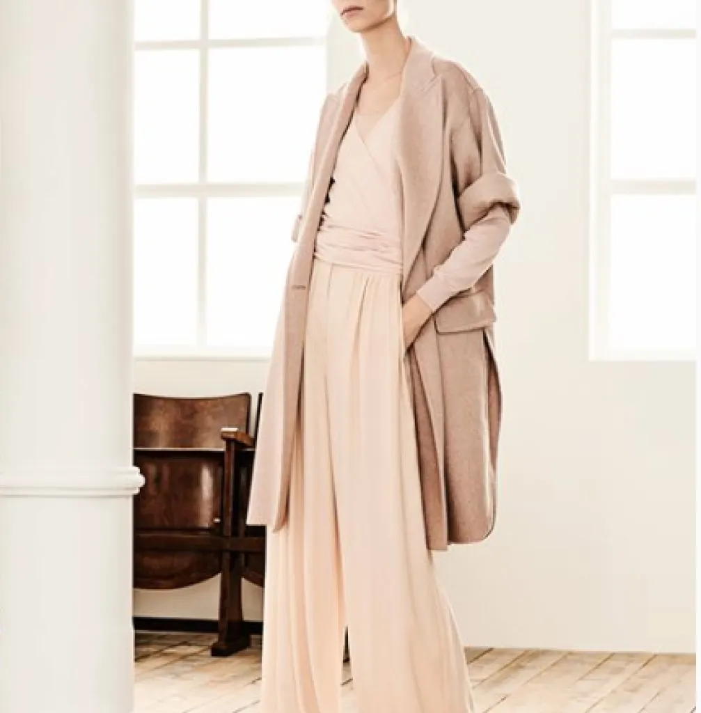 MaxMara un style intemporel qui a une nouvelle fois séduit Sacha et toutes les femmes chics et élégantes.
