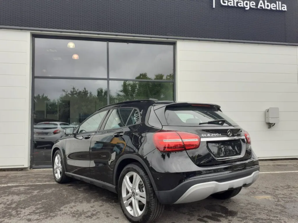MERCEDES-BENZ GLA OCCASION 200d 7G-DCT