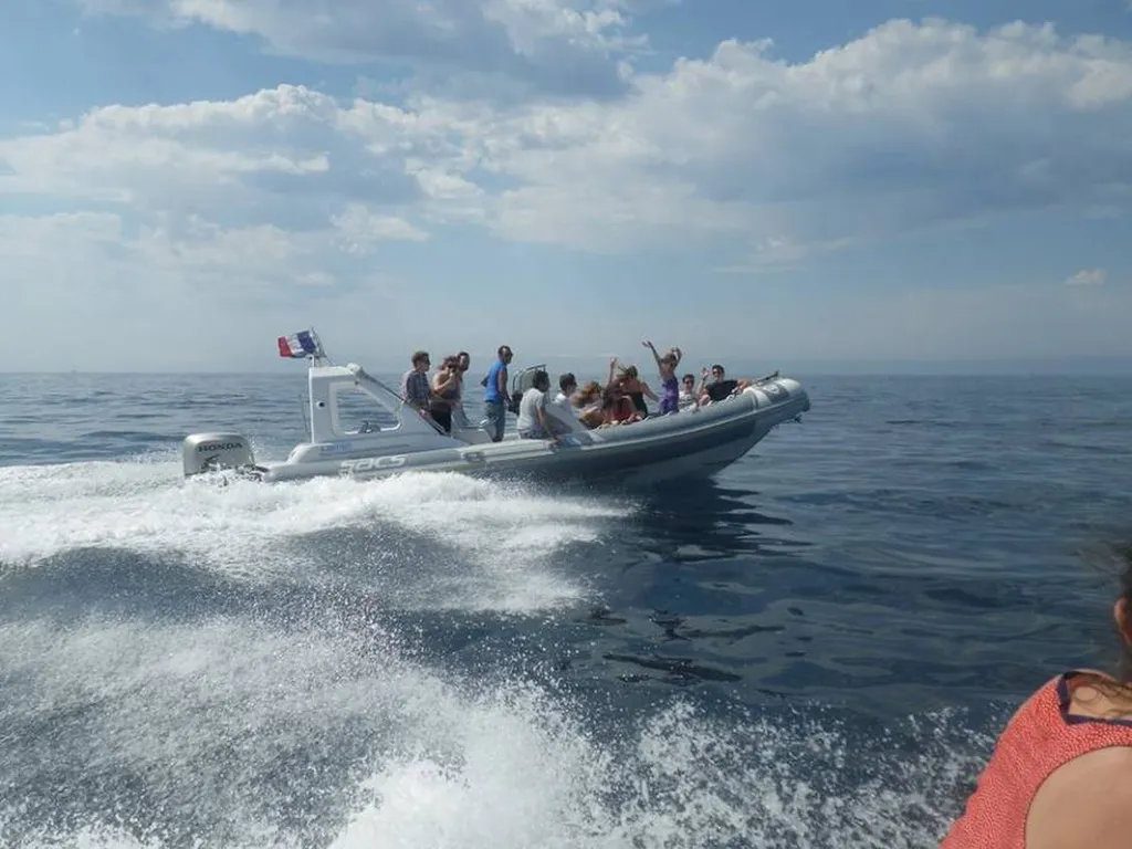 rent a boat with skipper marseille