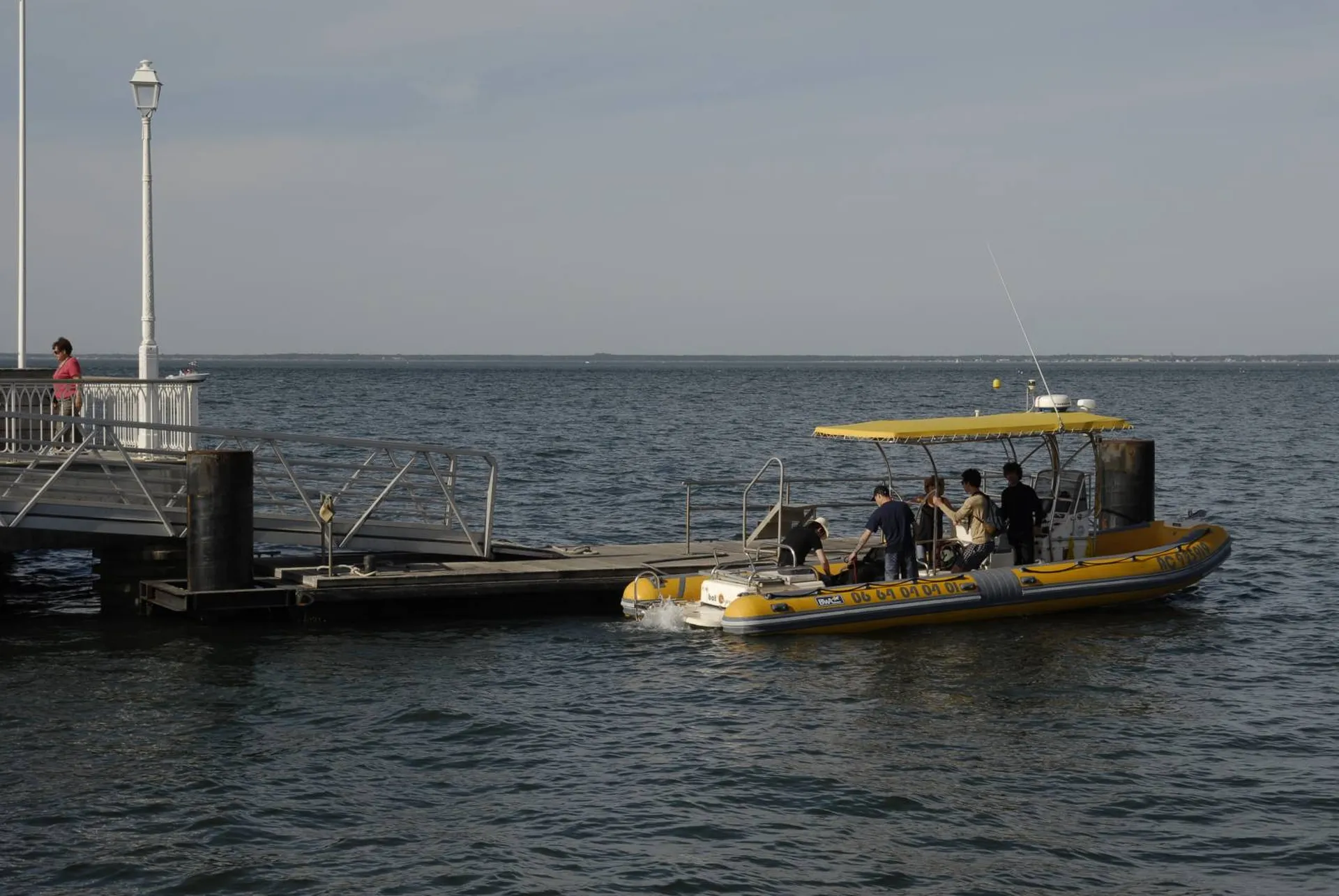 Navette bateau-taxi Arcachon (jetée Thiers) vers le Cap Ferret (jetée Belisaire)
