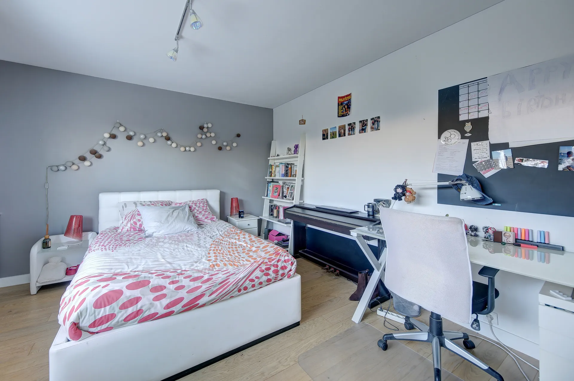 A vendre maison de famille à Saint Germain en Laye avec une architecture, lumière et prestations haut de gamme au cœur d’un cadre résidentiel d’exception