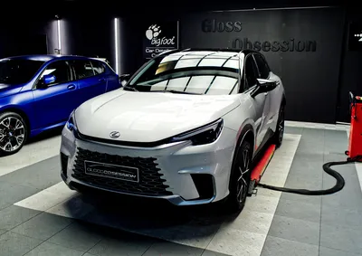 Film de protection haut de gamme installé sur Lexus LBX.
