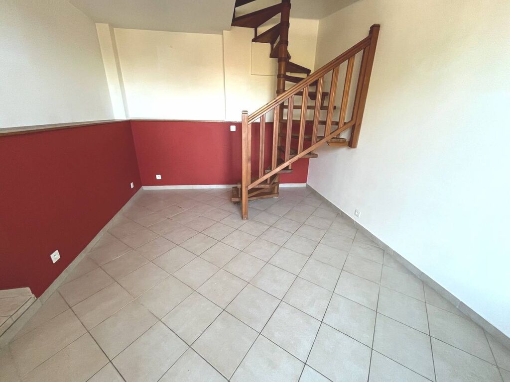 APPARTEMENT AVEC JARDIN ROQUEFORT LA BEDOULE