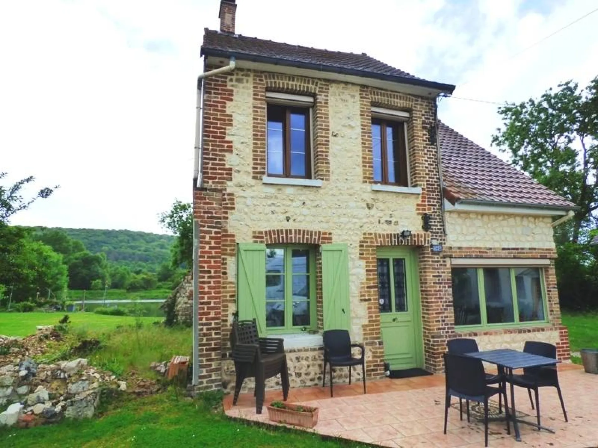 A acheter, maison avec une VUE MAGNIFIQUE sur 750m² de terrain proche TOURVILLE LA RIVIERE 76320