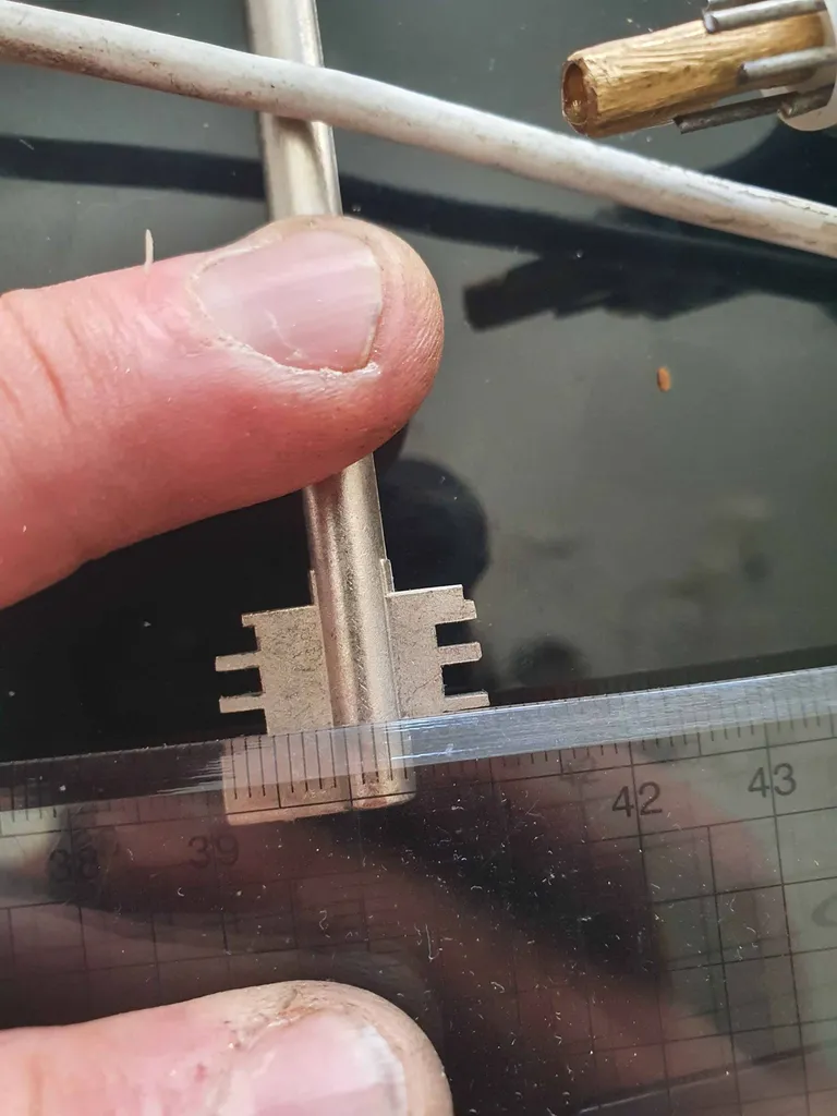 expertise d'un serrurier coffretier en dépannage de coffre-fort