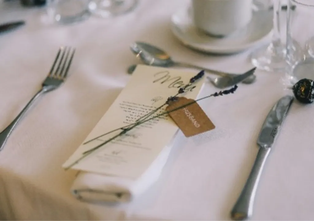 Faire part personnalisé romantique Studio Evidence Graphique pour organisation de mariage sur mesure en Gironde par votre Wedding Planner haut de gamme