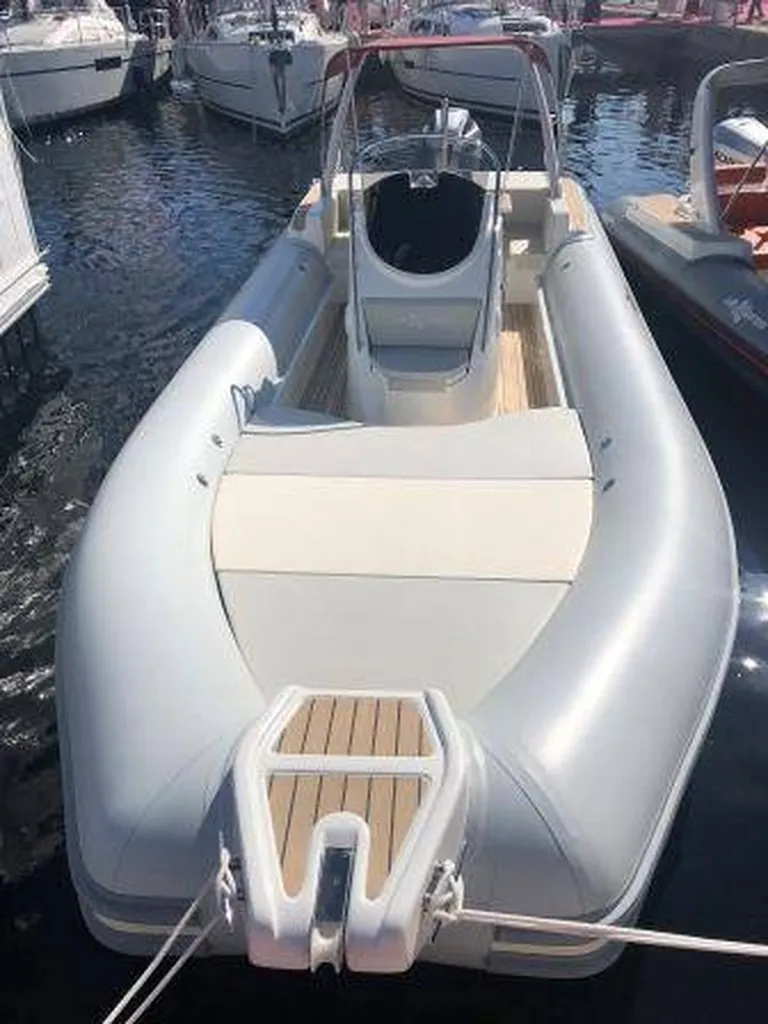 Wave 27 altamarea bandol var