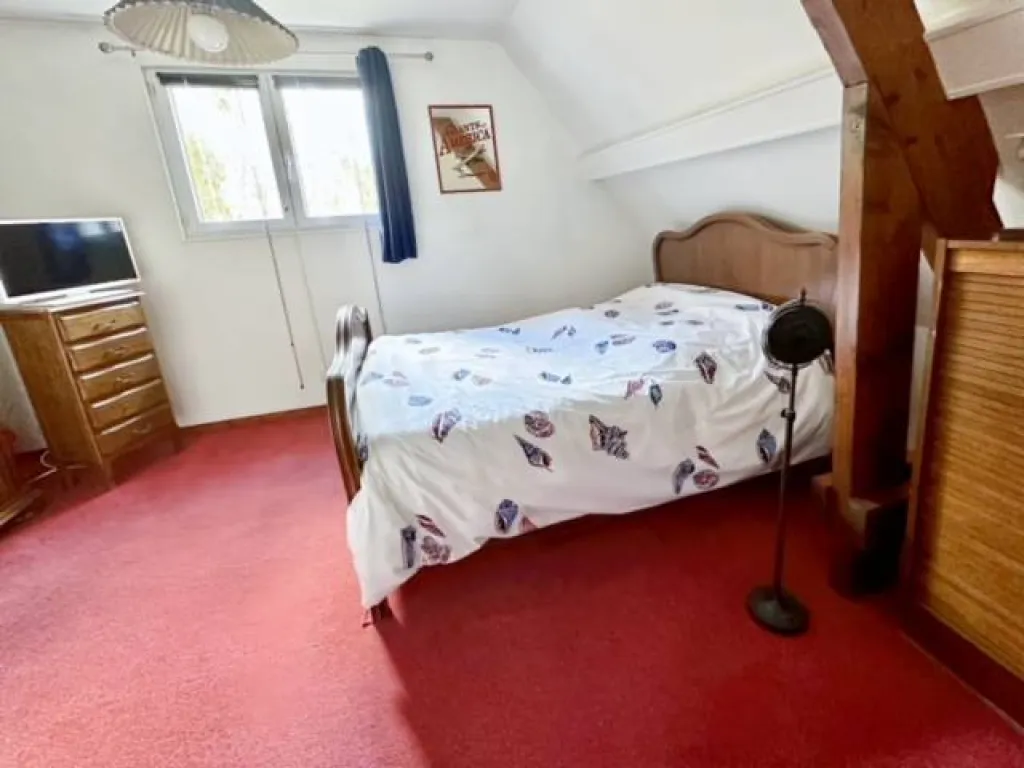 A vendre maison de 185 m² édifiée sur 2023 m² de terrain sur la commune de ORIVAL 76500