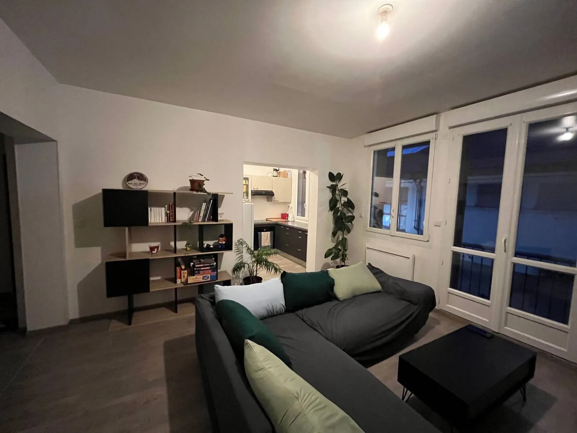 Idéal investisseur ! Appartement loué en centre ville de Caudebec en Caux - Excellent état !