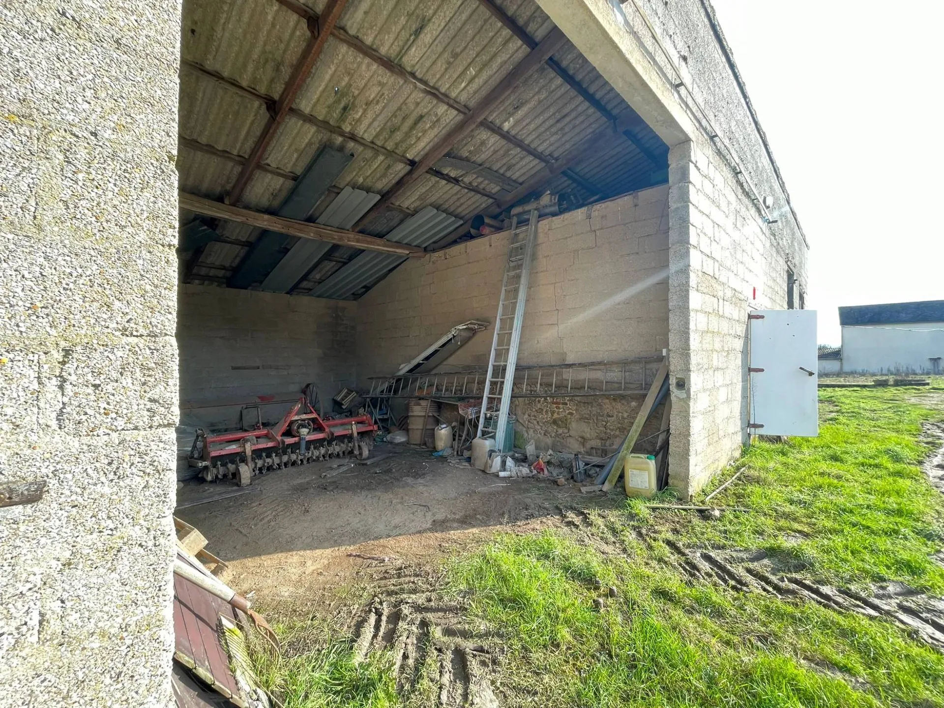 Bâtiments à vendre - MONTVILLE 76