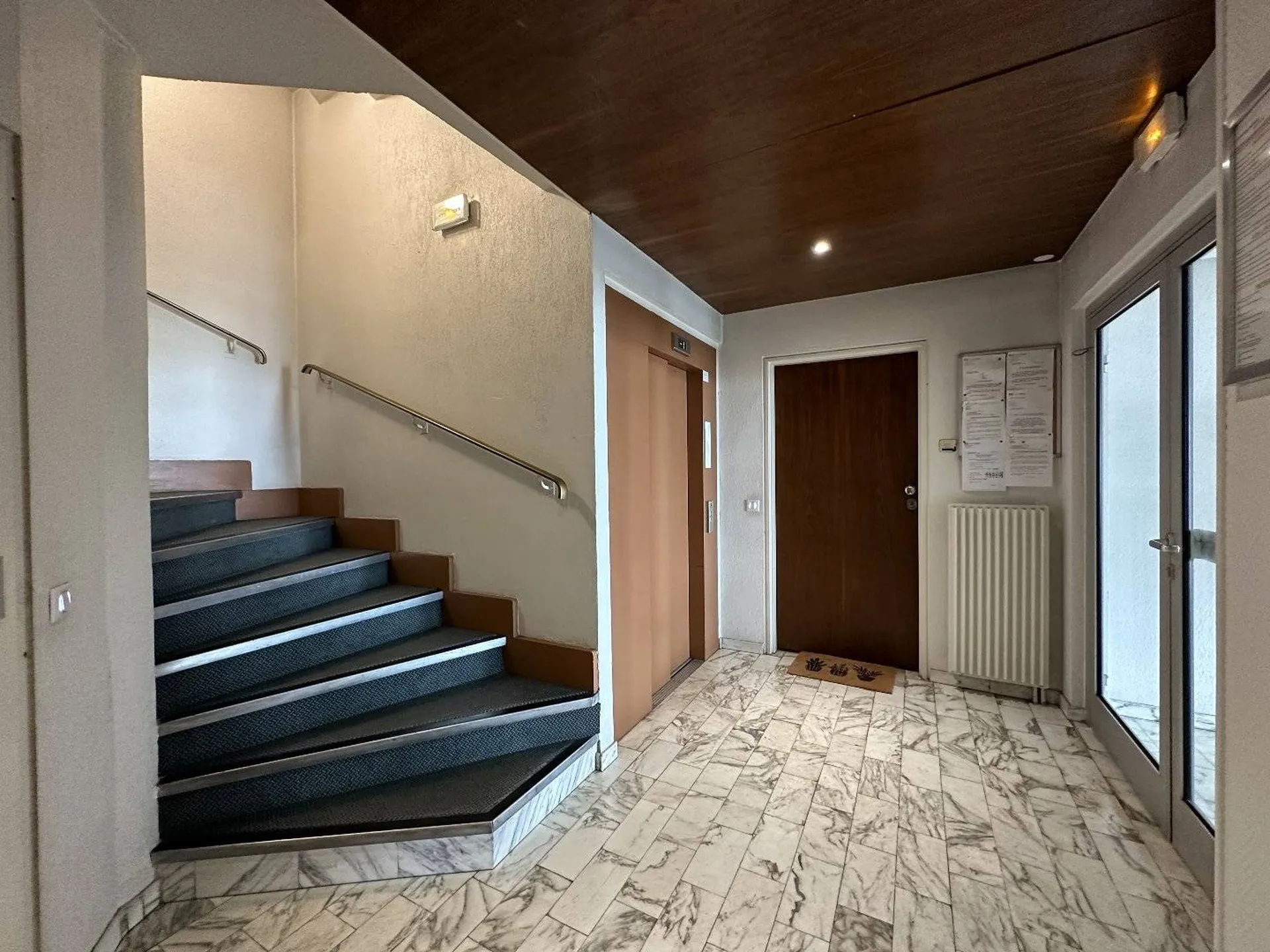 Vends avec place de parking en centre ville de Dieppe, appartement vue mer.