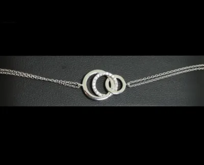 bracelet en or blanc 18 carats t diamant. bracelet en or blanc 18 carats t diamant.