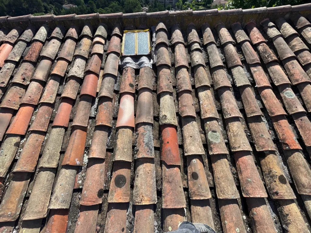 Remplacement de toiture de maison de ville sur Fuveau 13710