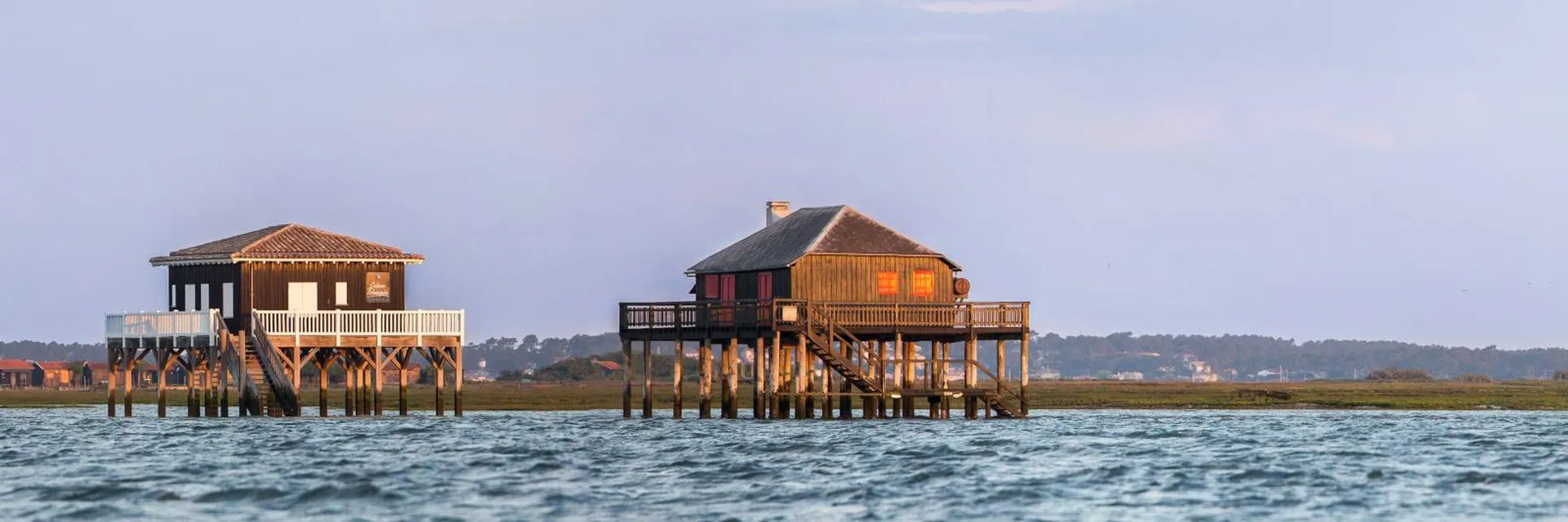 En vacances à Arcachon ? C'est l'occasion de faire une balade en bateau sur le Bassin d'Arcachon !