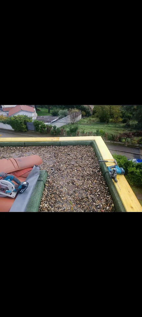 Création de charpente et couverture zinc sur toit terrasse à Charbonnières-les-Bains proche d'Ecully