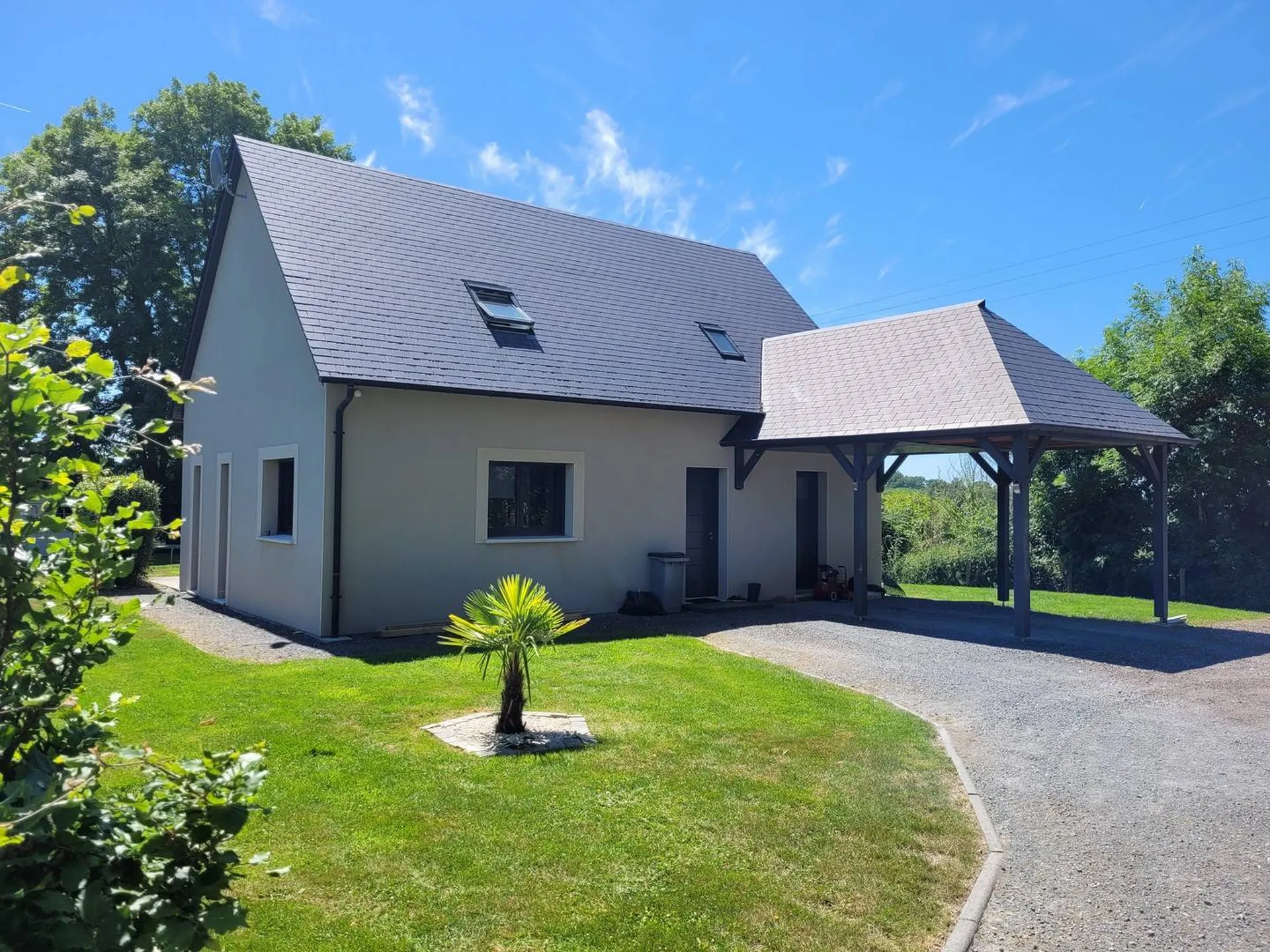 Acquisition d'une Maison avec jardin à 10 minutes du centre-ville de Lisieux 14100