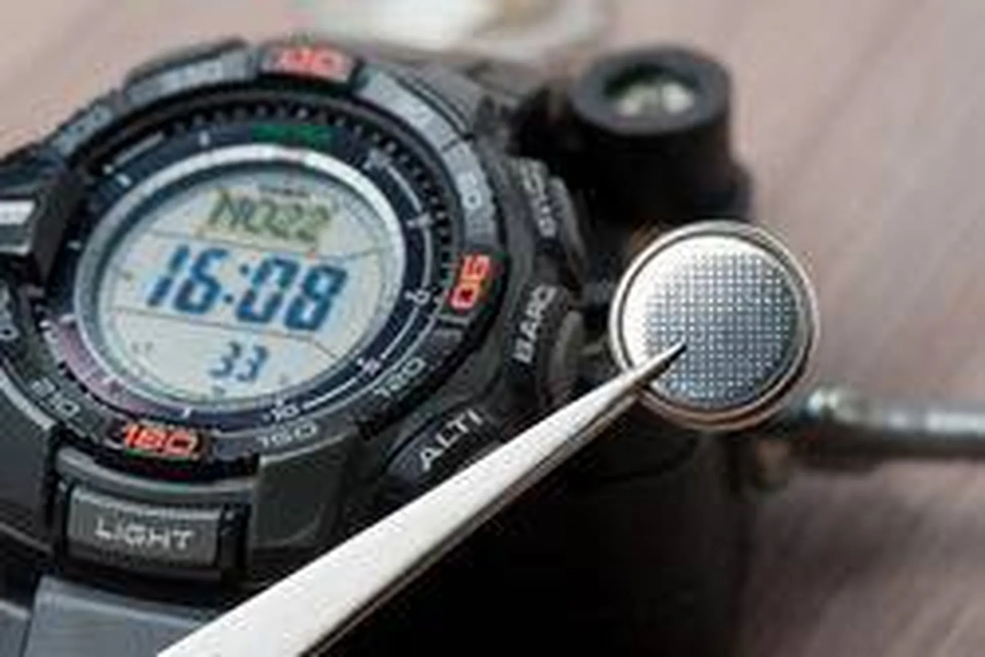 Ne Perdez Plus de Temps : Service Express de Changement de Pile à La Teste chez Or Ligne