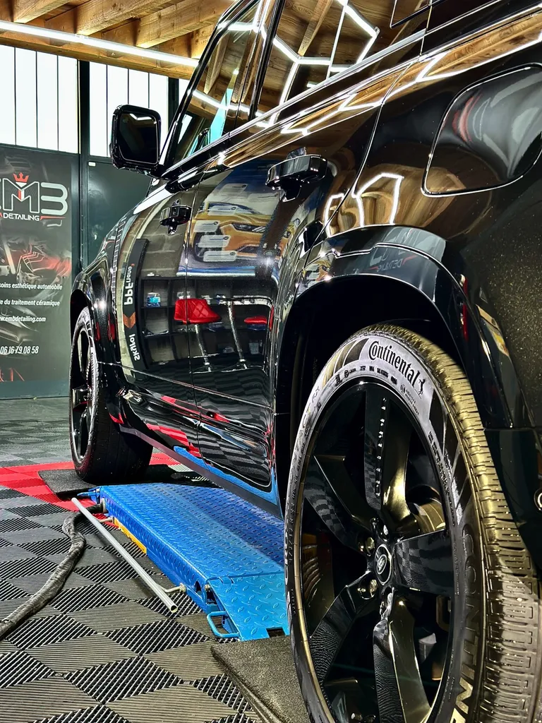 DETAILING auto Lyon protection traitement céramique PPF voiture Land Rover Defender 
