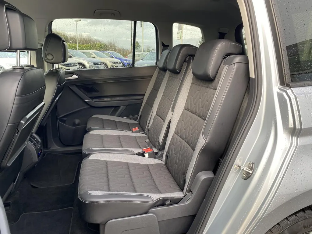 Achat Volkswagen Touran Occasion Récente proche Le Havre : 2.0 TDI 150 DSG7 chez Caudebec Automobiles Normandie